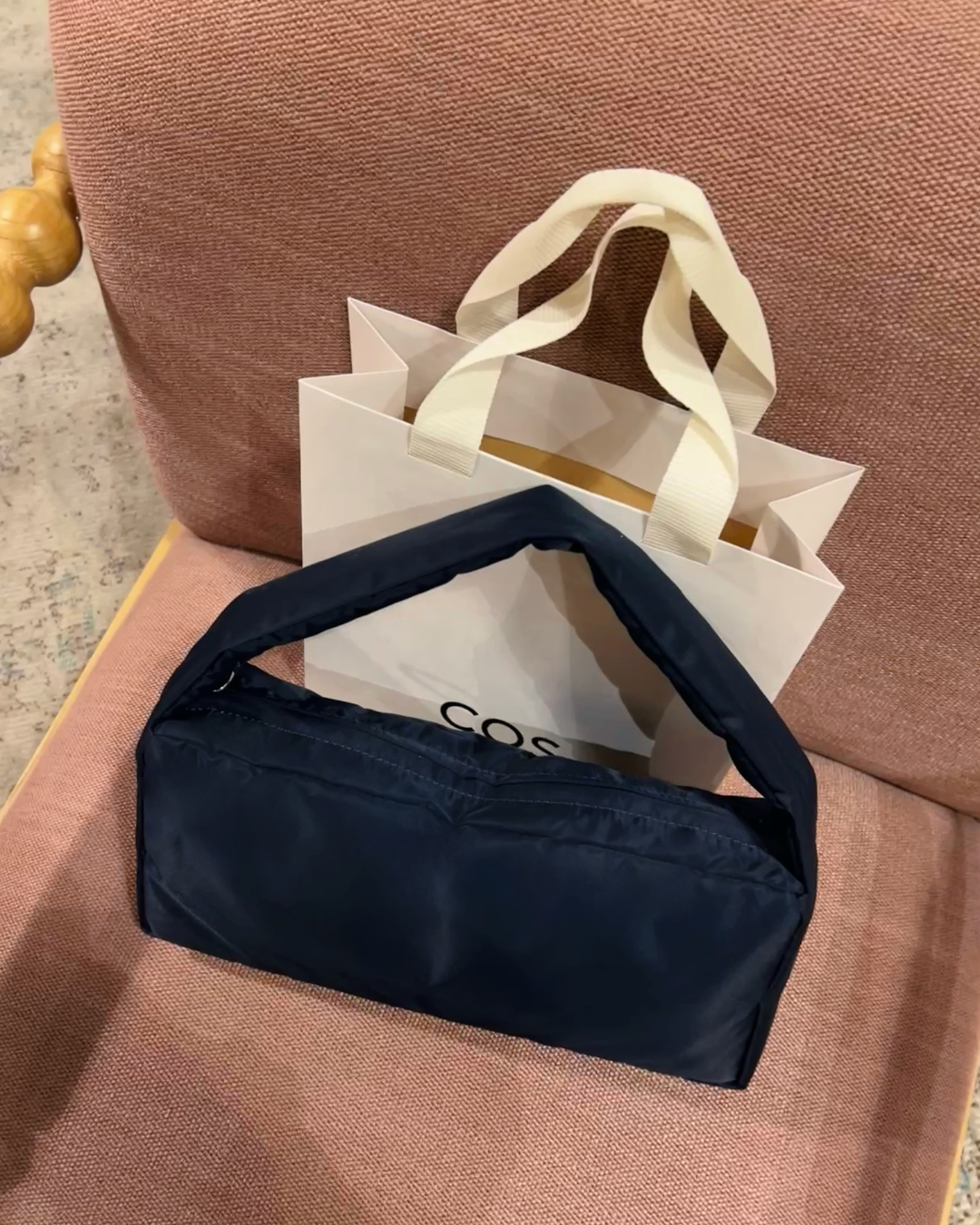 Aila Bag Navy customer photo 4